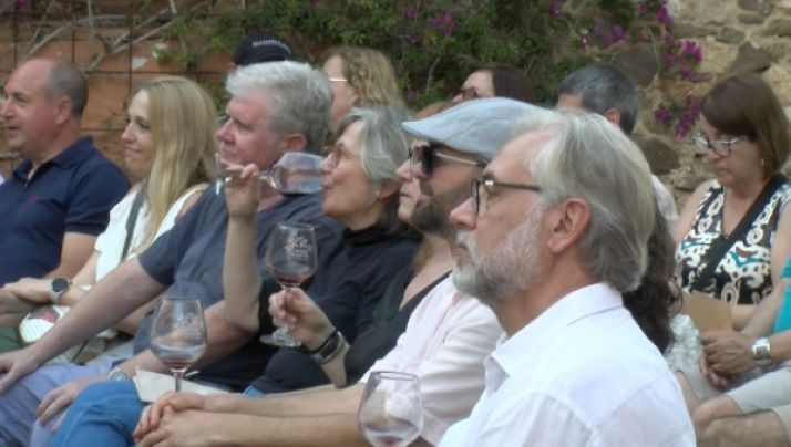 El Vi i Sons omple el Castell de Calonge de bon vi i bona música