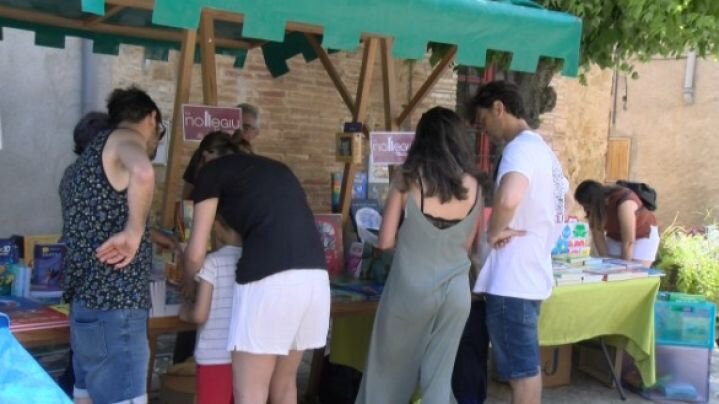 Els alumnes de 6è impulsen la lectura amb la Fira del Conte de Vulpellac