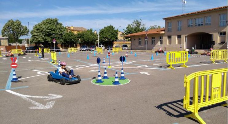 Els infants de Pals aprenen a circular amb seguretat al parc infantil de trànsit