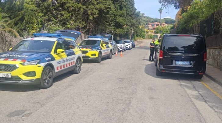 Els Mossos detecten 94 infraccions en els controls sobre taxis i VTC a la Costa Brava