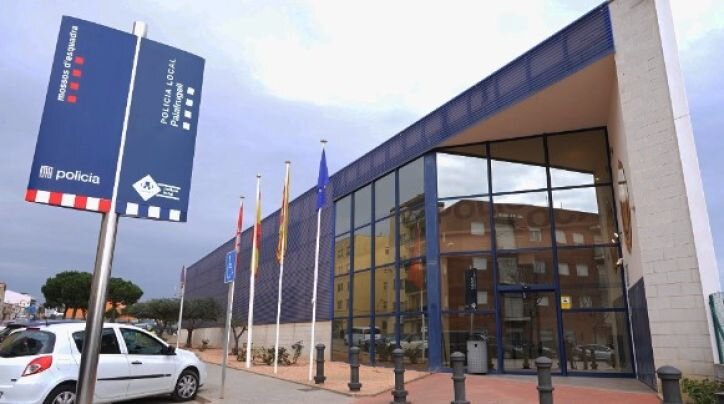 Entren a robar a dos restaurants de Mont-ras i els enxampen poca estona més tard
