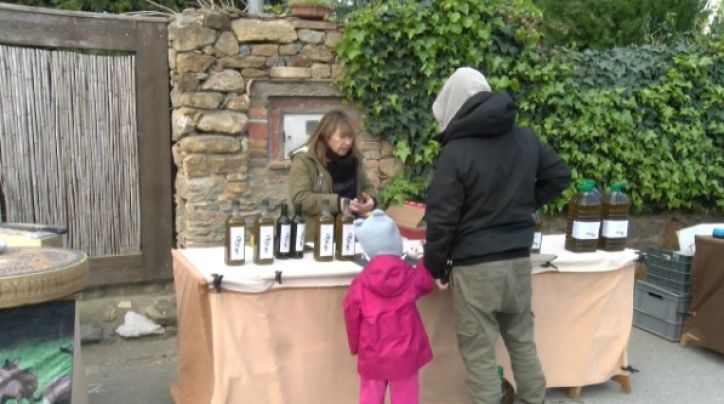 Fontanilles celebra el 7è Castellum sense castellers pel vent
