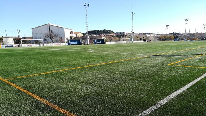 Gespa canviada al camp de futbol 11 de Palamós