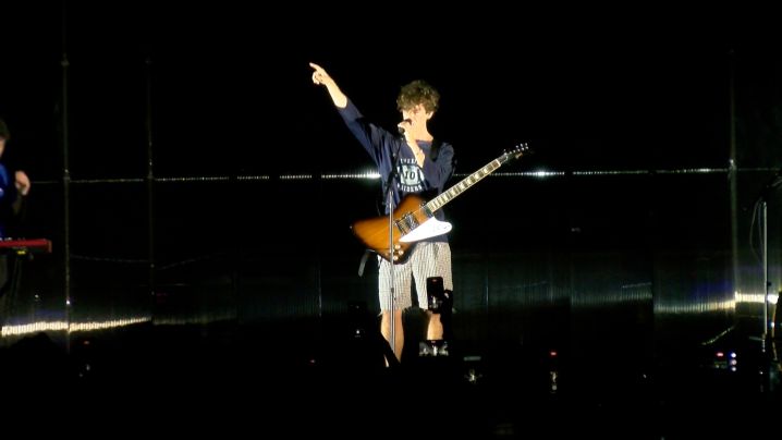 Guitarricadelafuente fa vibrar la Costa Brava amb una tempesta de poesia i cordes