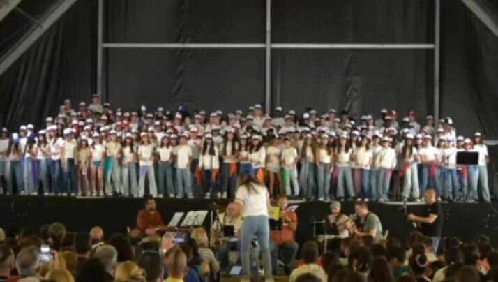 La cantaescola posa música al conte 'Fèlix, l'aventurer feliç'