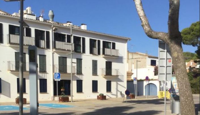 La Policia Local deté una persona per un robatori amb violència en un hotel de Llafranc