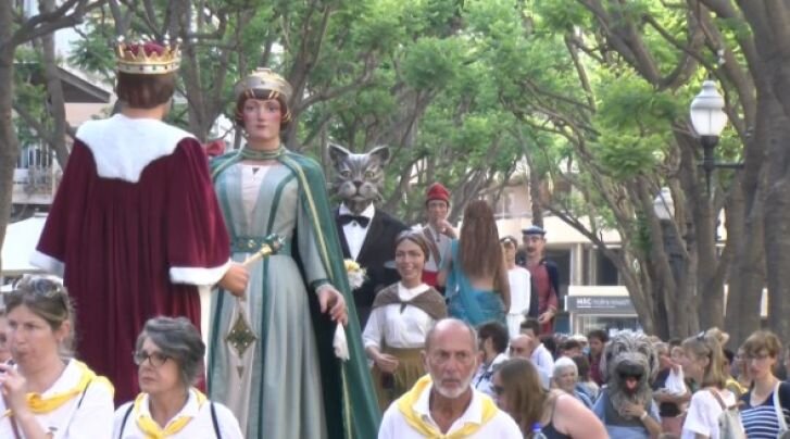 La XXIV Trobada de Gegants torna a omplir Sant Feliu de cultura popular