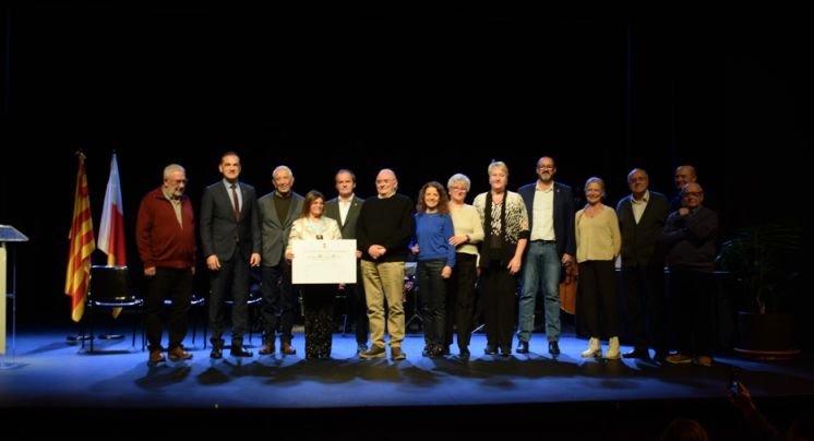 L'Agrupació Amics de la Sardana de Sant Feliu rep la Medalla d'Or de la ciutat