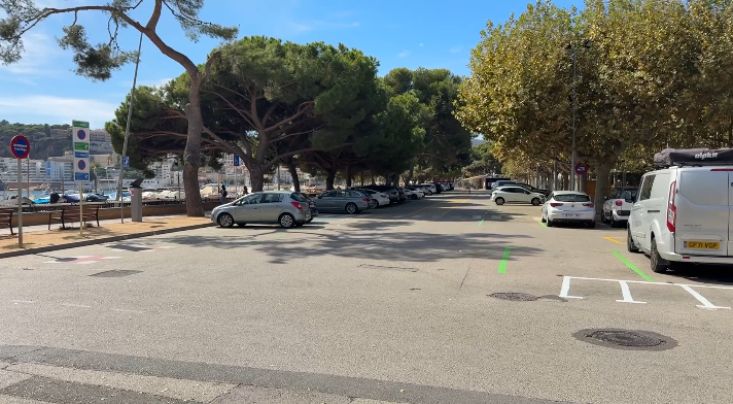 L’aparcament de Juli Garreta serà zona verda tot l’any per a veïns
