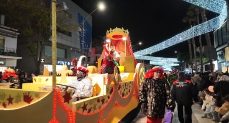 Les cavalcades de Reis de Castell d'Aro i Platja d'Aro repartiran 600 quilos de caramels