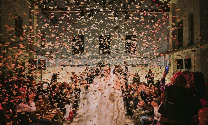 Més de 1.200 persones passen pel Costa Brava Wedding Day