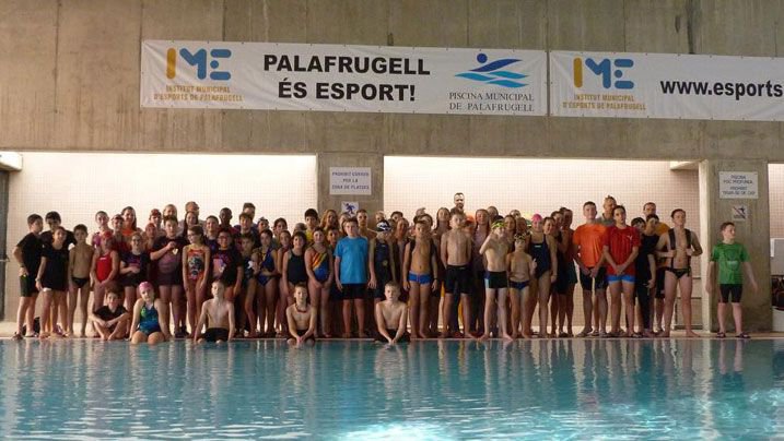 Nedadors de l'Europa de l'Est fan una estada a Palafrugell