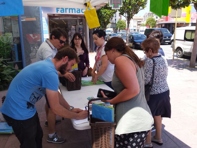 Palamós incentiva el reciclatge amb l'entrega d'un kit mediambiental