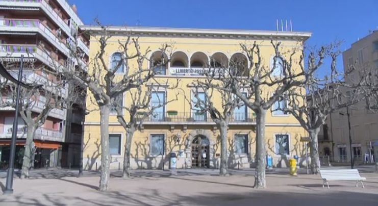 Un home ruixa amb àcid la seva exparella i la filla d'aquesta a Sant Feliu de Guíxols