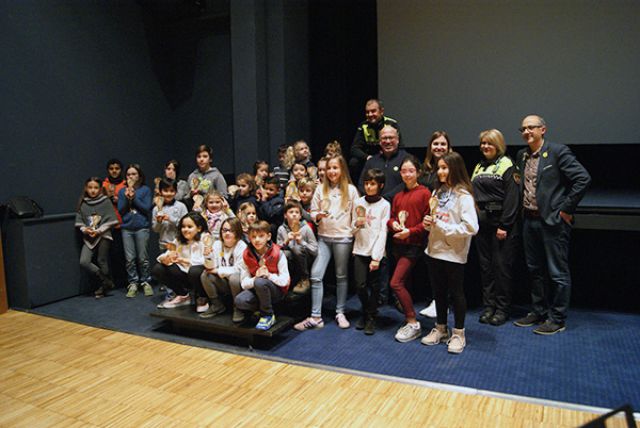 Un miler d'infants han participat al concurs de dibuix de la Policia Local de Palafrugell