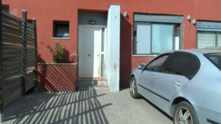 Una mare amb tres fills afronta un desnonament dimarts sense alternativa habitacional